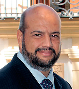 Retrato de Enrique Zarza, abogado mercantil y societario